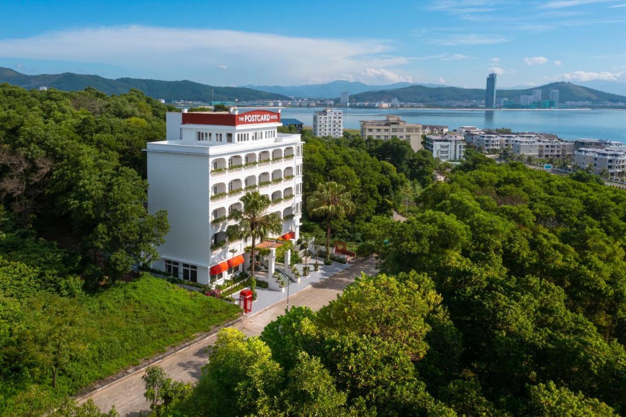 The Postcard Hotel Ha Long Bagian luar foto